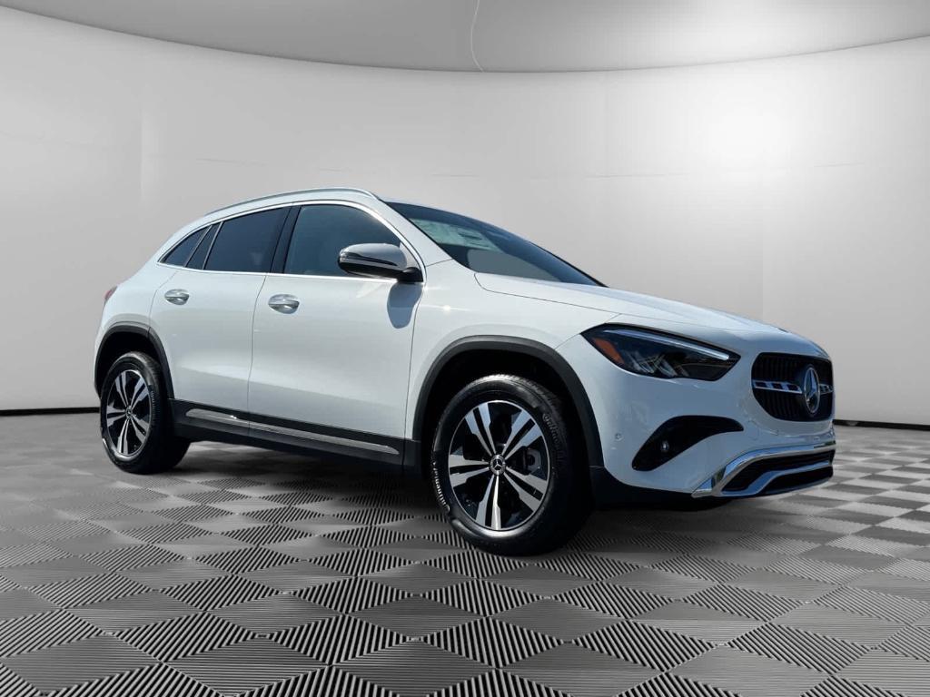 new 2025 Mercedes-Benz GLA 250 car, priced at $44,345