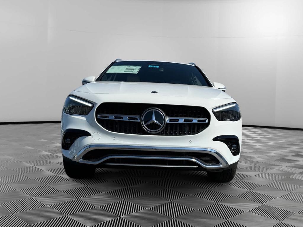 new 2025 Mercedes-Benz GLA 250 car, priced at $44,345