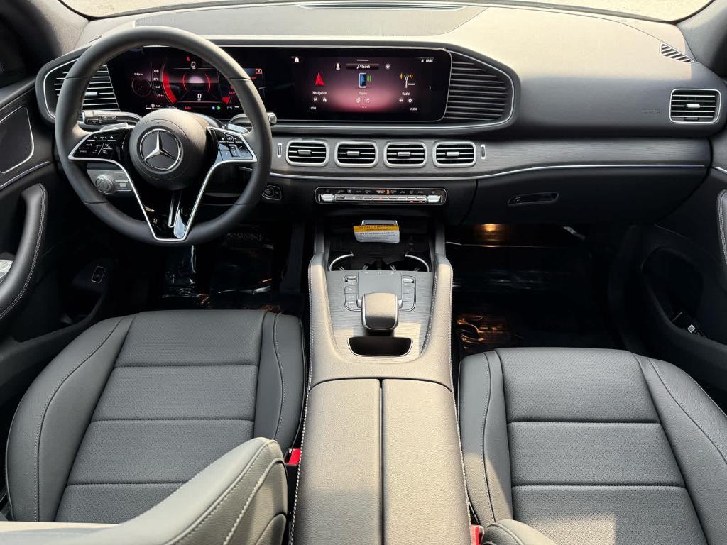 new 2025 Mercedes-Benz GLE 450 car, priced at $73,965