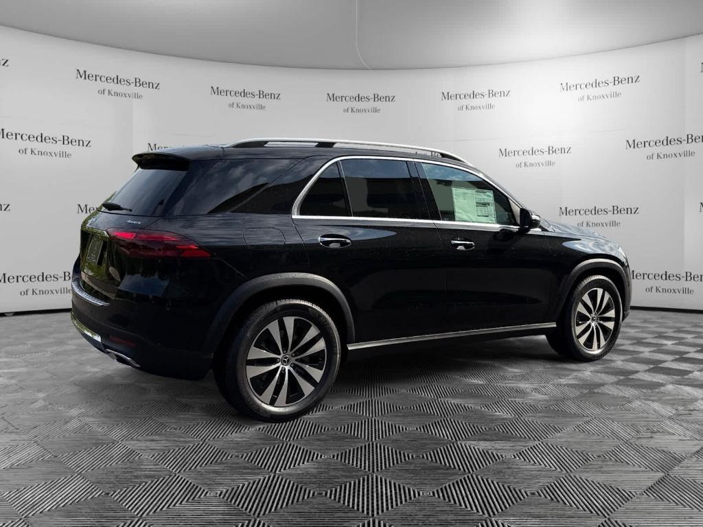 new 2025 Mercedes-Benz GLE 450 car, priced at $73,965
