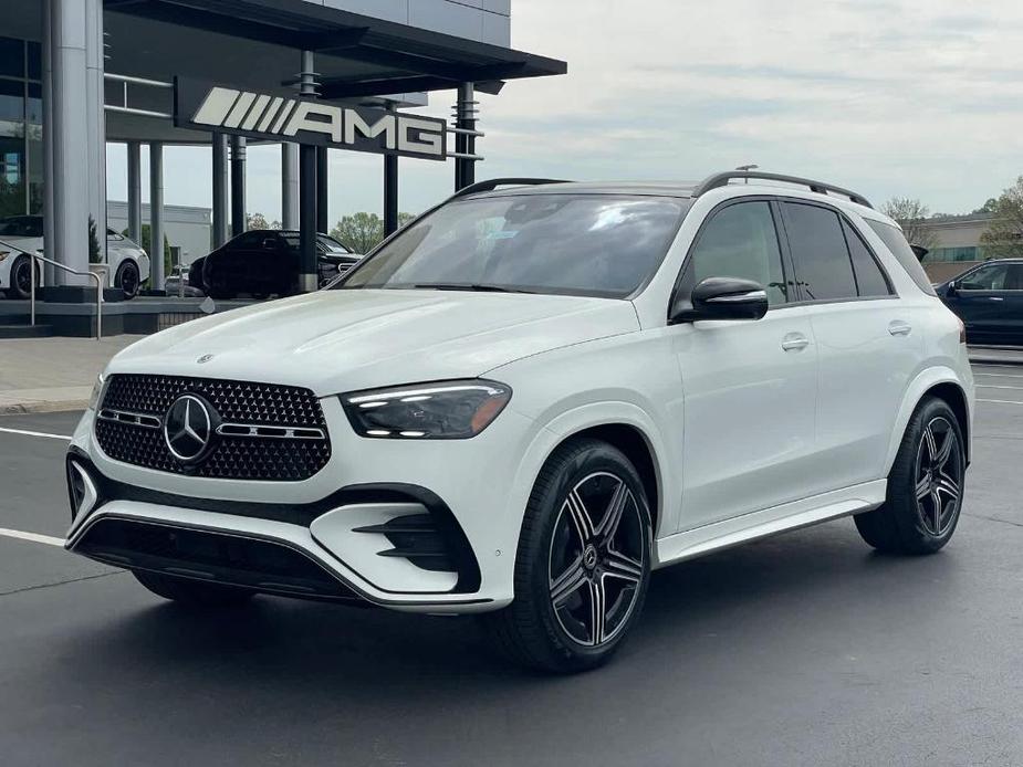 new 2024 Mercedes-Benz GLE 580 car