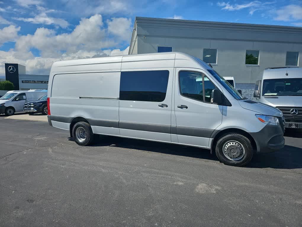 used 2022 Mercedes-Benz Sprinter 3500 car, priced at $54,000