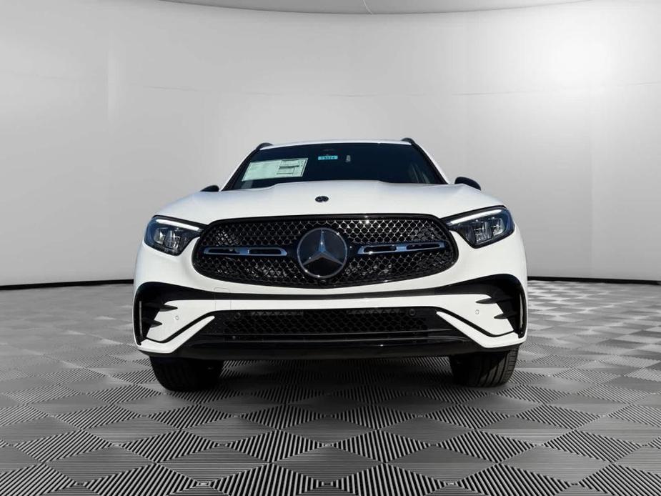 new 2025 Mercedes-Benz GLC 300 car, priced at $56,335