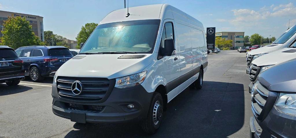 new 2024 Mercedes-Benz Sprinter 4500 car, priced at $78,907