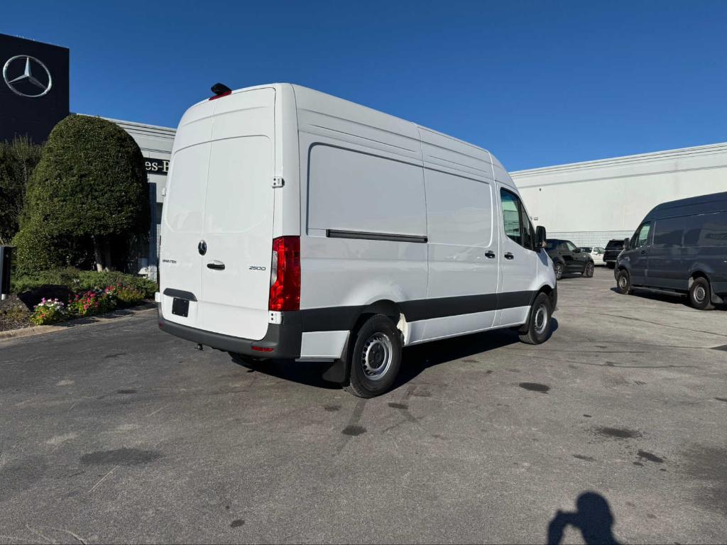 new 2025 Mercedes-Benz Sprinter 2500 car, priced at $60,332