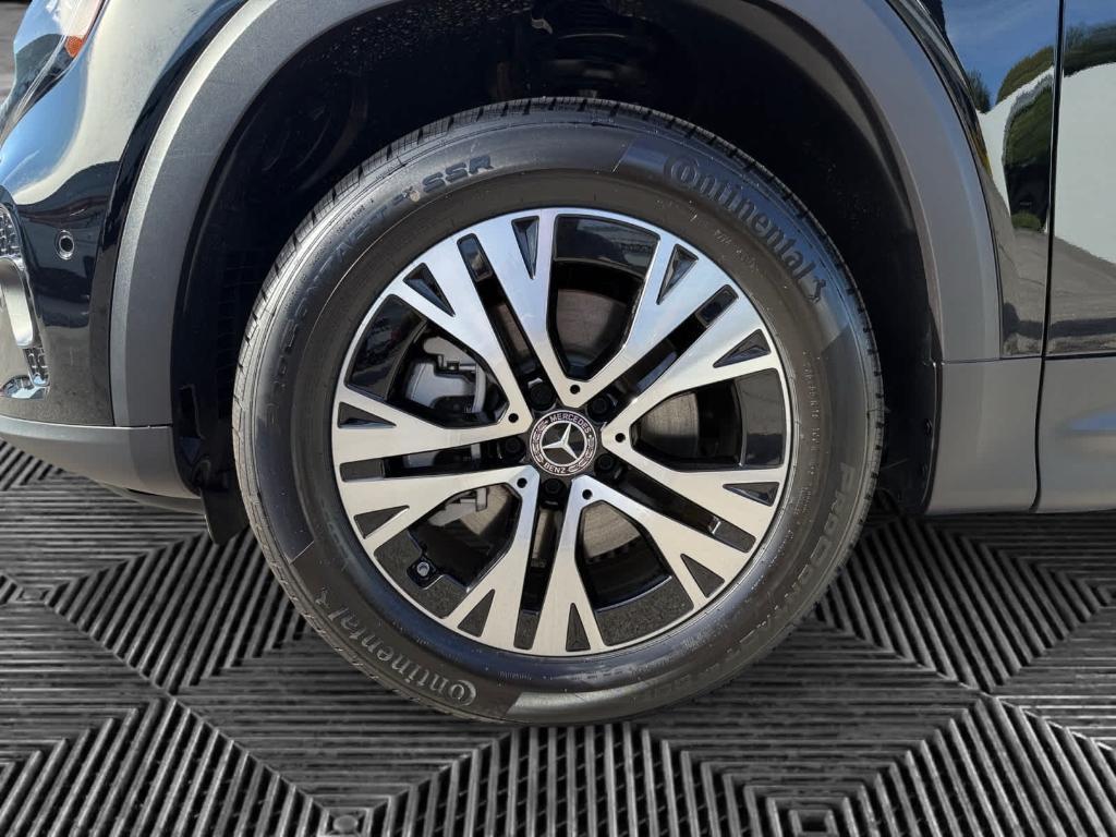 used 2024 Mercedes-Benz GLB 250 car, priced at $42,500