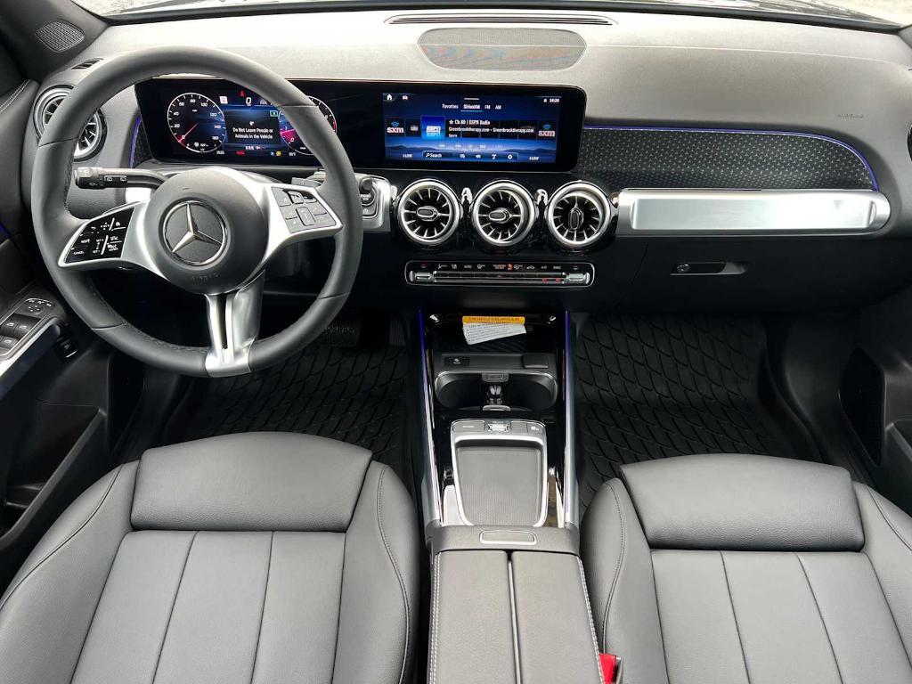 new 2024 Mercedes-Benz GLB 250 car, priced at $51,215