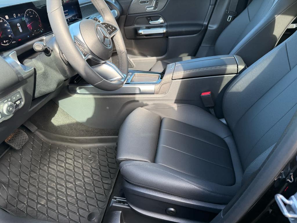 used 2024 Mercedes-Benz GLB 250 car, priced at $42,500