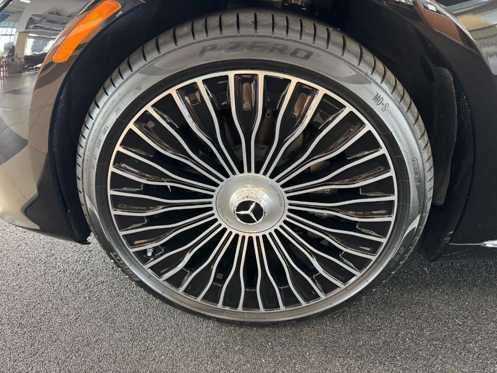 new 2024 Mercedes-Benz Maybach S 680 car, priced at $274,250