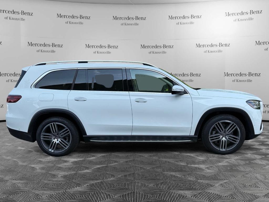 new 2025 Mercedes-Benz GLS 450 car, priced at $91,800