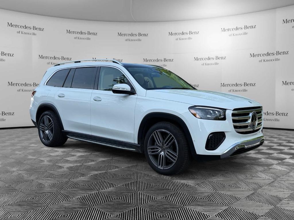 new 2025 Mercedes-Benz GLS 450 car, priced at $91,800