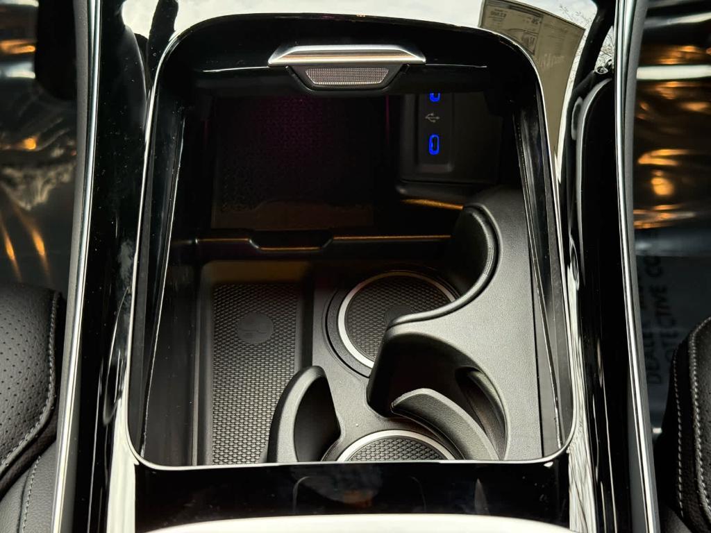 new 2026 Mercedes-Benz GLC 300 car, priced at $62,355