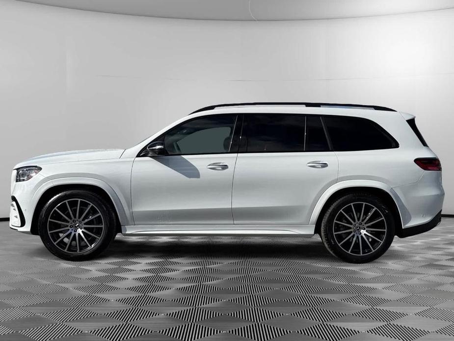 new 2025 Mercedes-Benz GLS 450 car, priced at $105,685