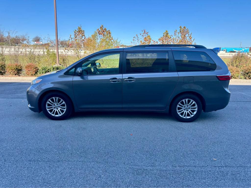 used 2016 Toyota Sienna car, priced at $18,475