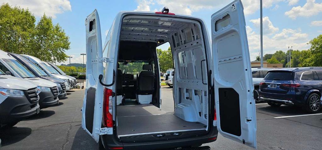 new 2024 Mercedes-Benz Sprinter 2500 car, priced at $61,177