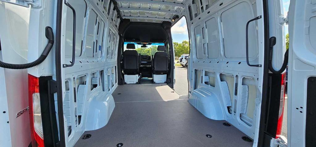 new 2024 Mercedes-Benz Sprinter 2500 car, priced at $61,177