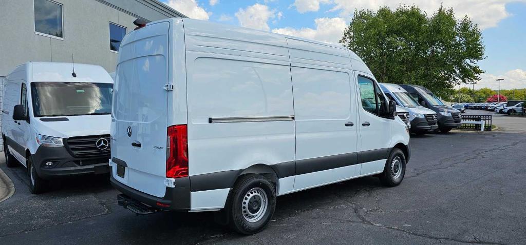 new 2024 Mercedes-Benz Sprinter 2500 car, priced at $61,177