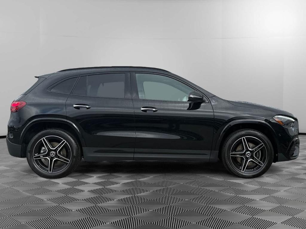 new 2025 Mercedes-Benz GLA 250 car, priced at $53,145