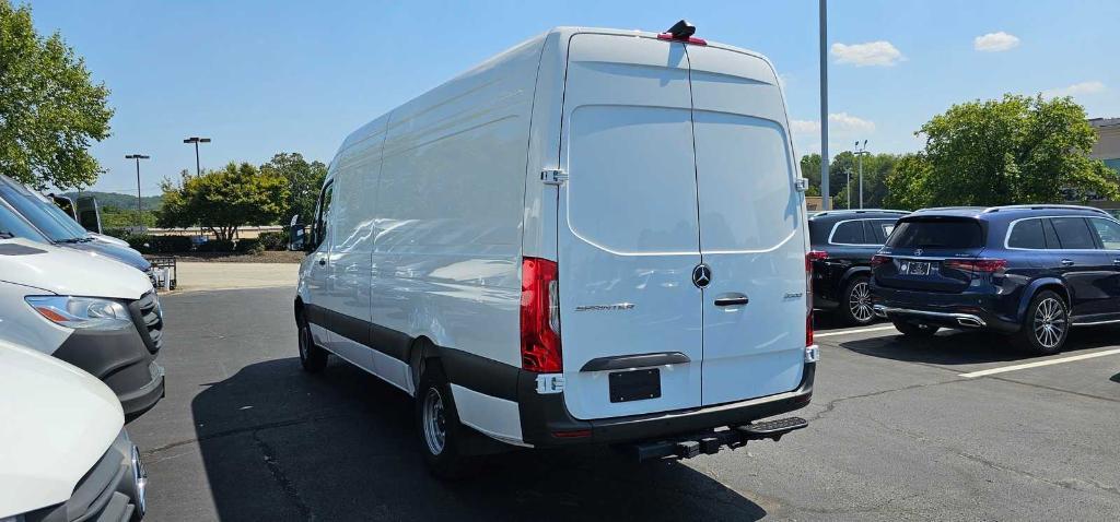 new 2024 Mercedes-Benz Sprinter 3500 car, priced at $69,986