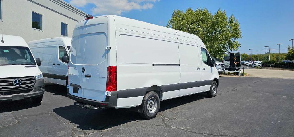 new 2024 Mercedes-Benz Sprinter 3500 car, priced at $69,986