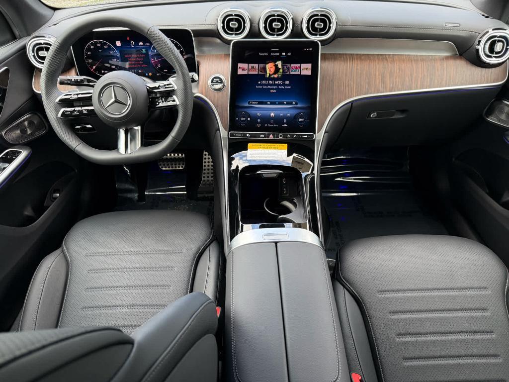 new 2025 Mercedes-Benz GLC 300 car, priced at $63,345