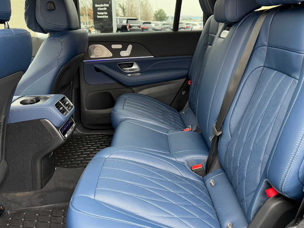 new 2025 Mercedes-Benz AMG GLS 63 car, priced at $171,815