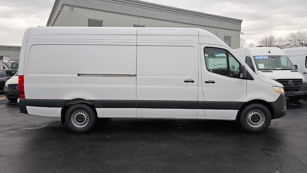 new 2024 Mercedes-Benz Sprinter 2500 car