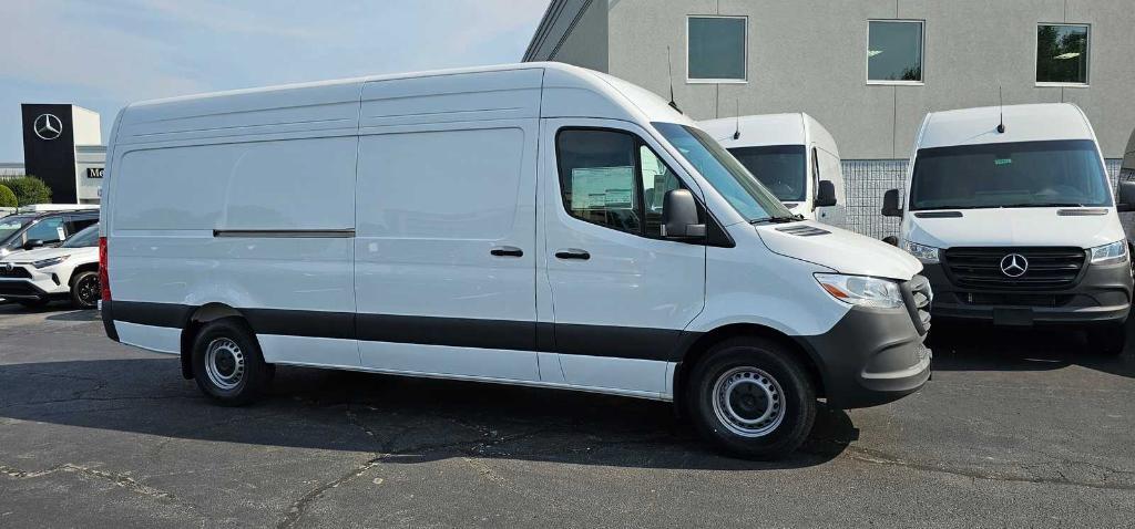 new 2024 Mercedes-Benz Sprinter 2500 car, priced at $59,989