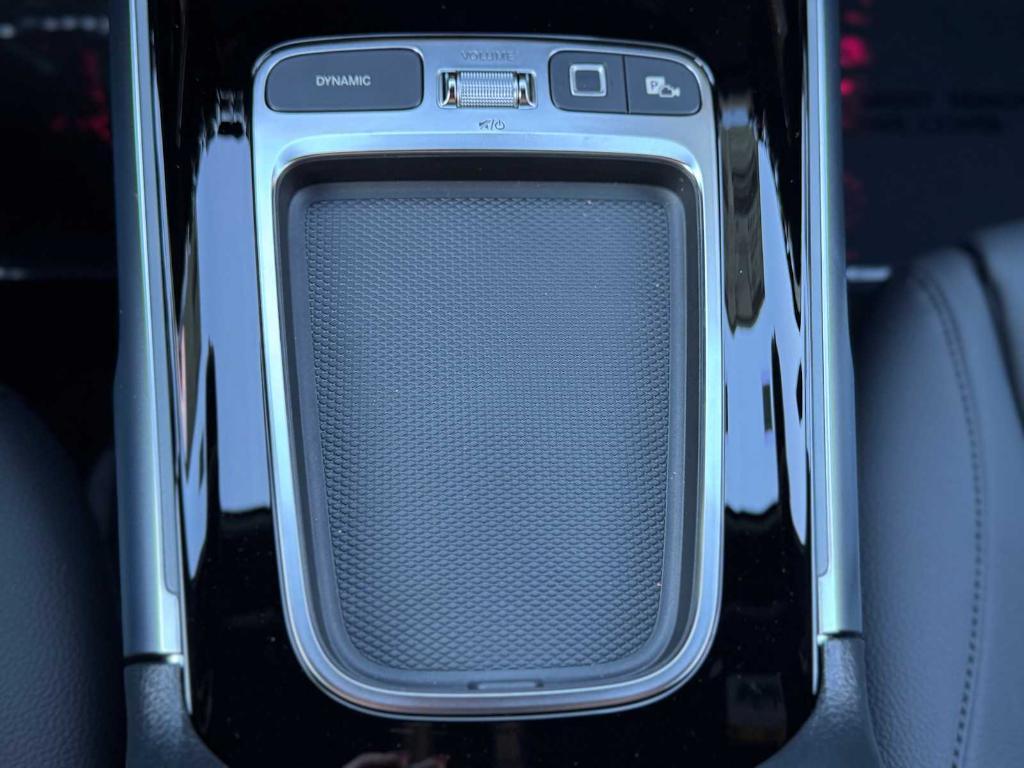 new 2025 Mercedes-Benz EQB 250 car, priced at $57,600