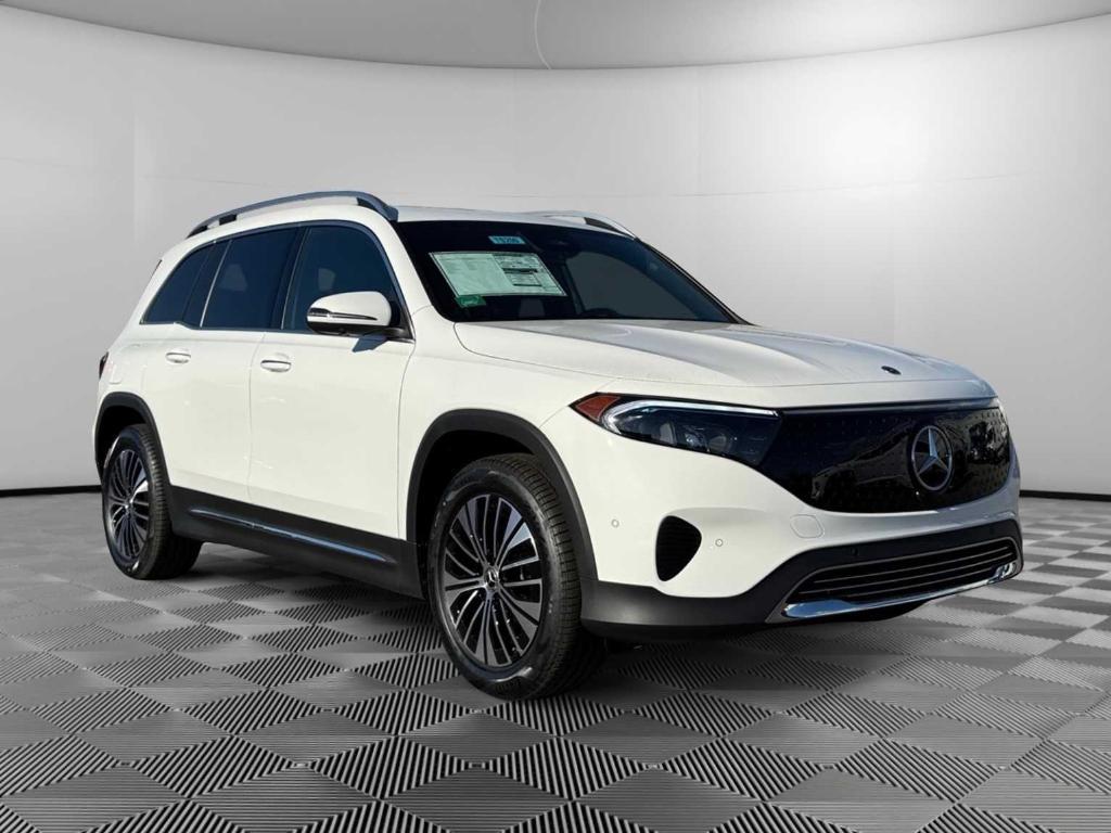 new 2025 Mercedes-Benz EQB 250 car, priced at $57,600