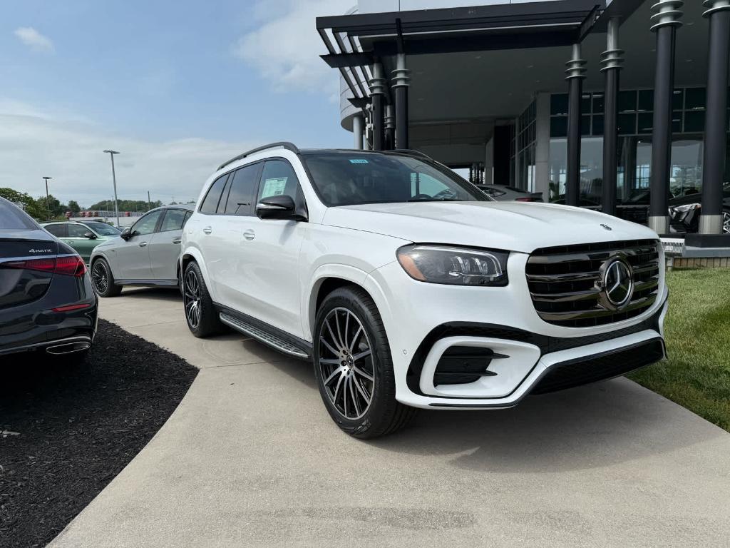 new 2025 Mercedes-Benz GLS 580 car, priced at $122,525