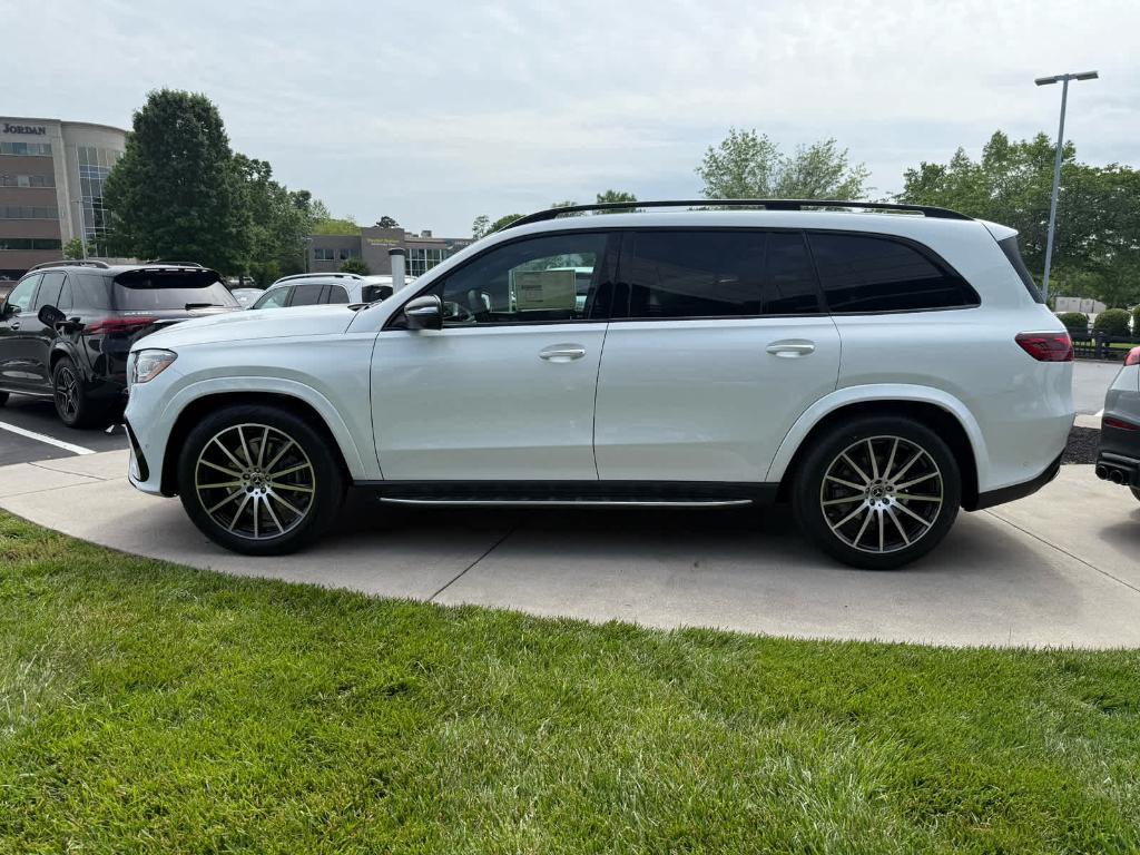 new 2025 Mercedes-Benz GLS 580 car, priced at $122,525