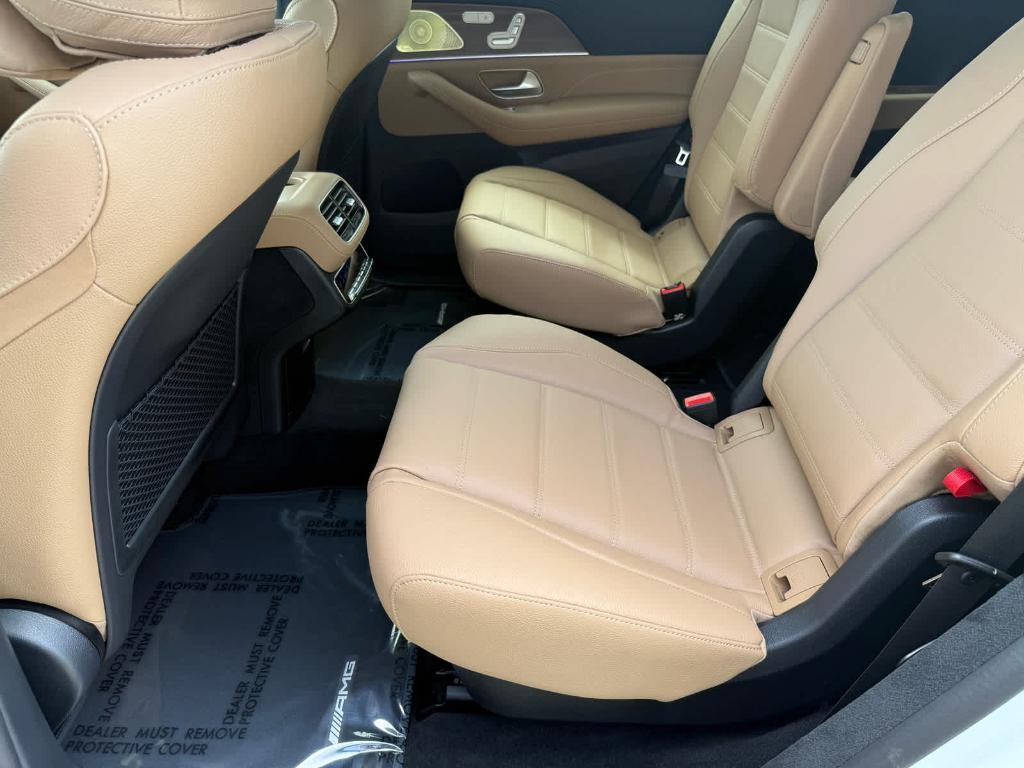 new 2025 Mercedes-Benz GLS 580 car, priced at $122,525