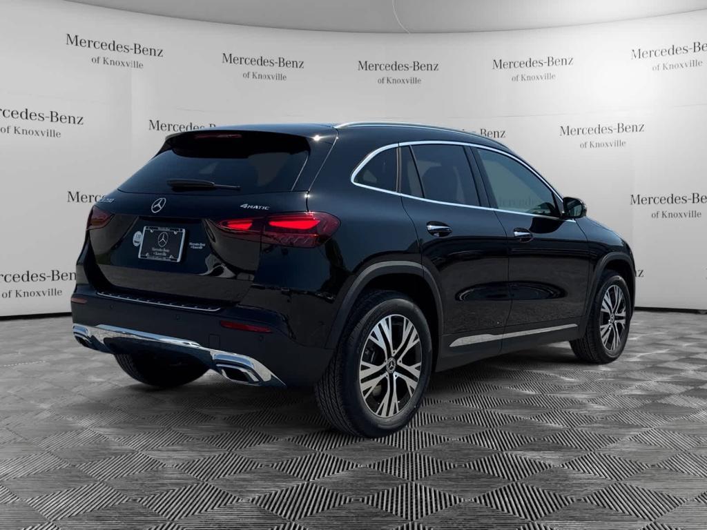 new 2025 Mercedes-Benz GLA 250 car, priced at $50,615