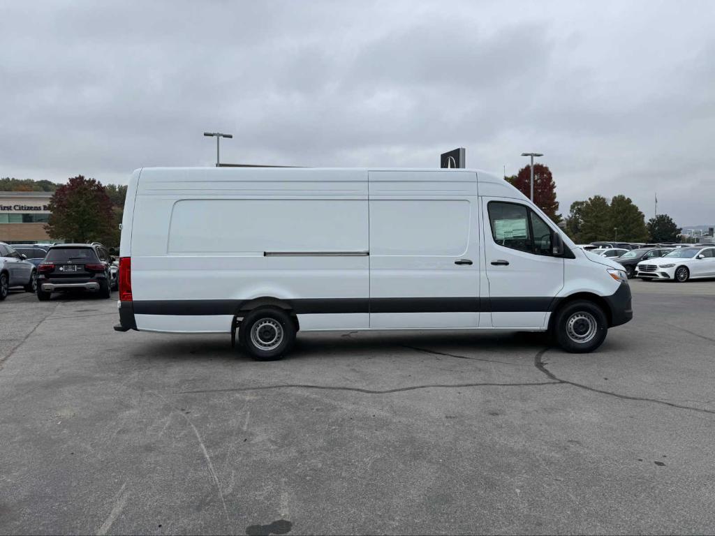 new 2025 Mercedes-Benz Sprinter 2500 car, priced at $67,286