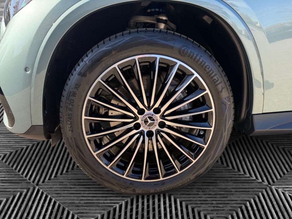 new 2026 Mercedes-Benz GLC 300 car, priced at $63,305