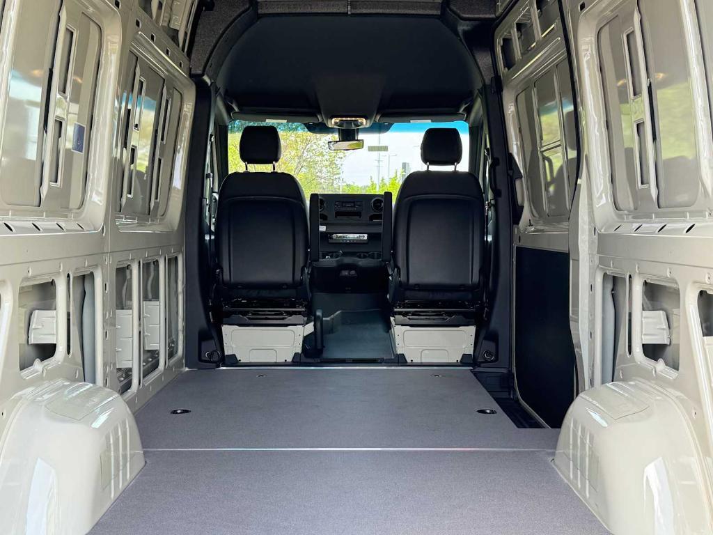 new 2025 Mercedes-Benz Sprinter 2500 car, priced at $71,707