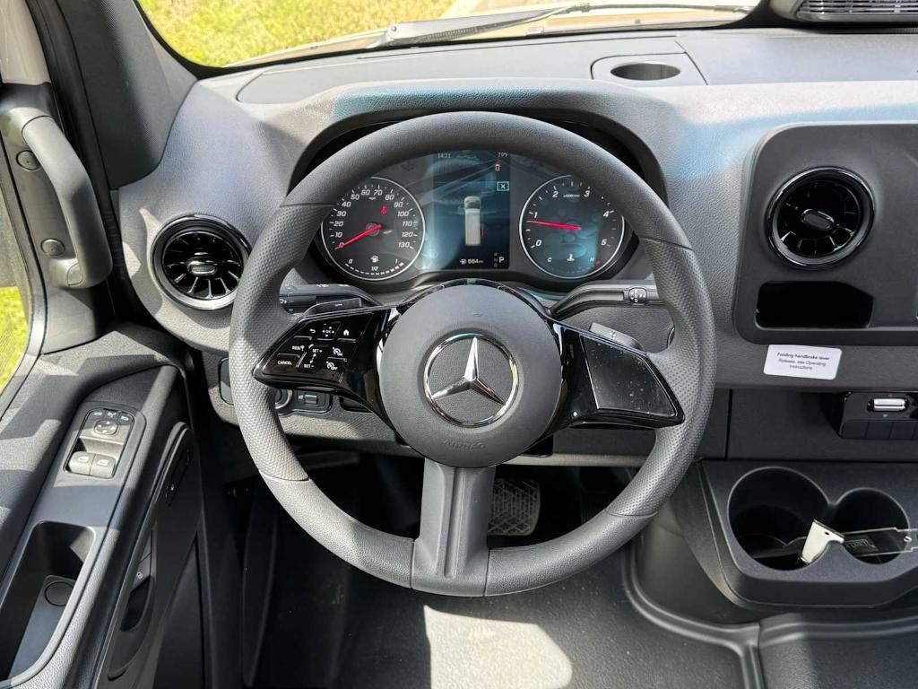 new 2025 Mercedes-Benz Sprinter 2500 car, priced at $71,707