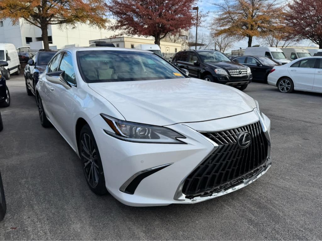 used 2023 Lexus ES 300h car, priced at $44,000