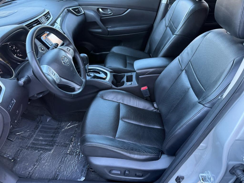 used 2015 Nissan Rogue car, priced at $9,677