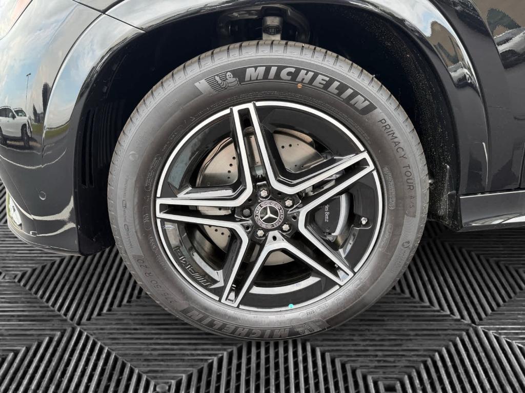 new 2026 Mercedes-Benz GLE 450 car, priced at $89,735