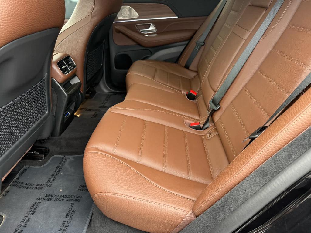 new 2026 Mercedes-Benz GLE 450 car, priced at $89,735