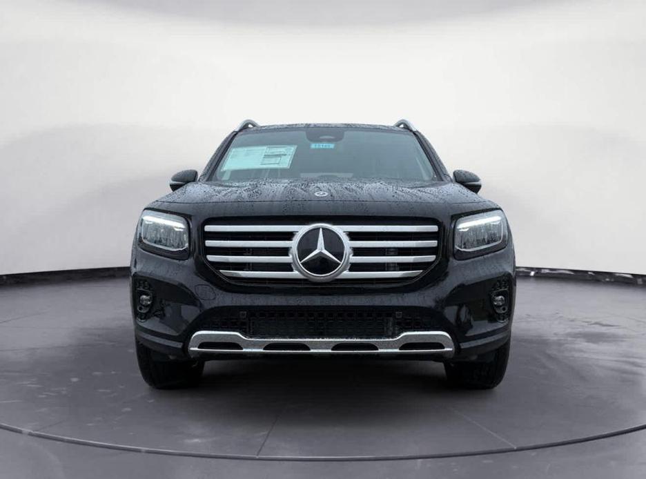 new 2025 Mercedes-Benz GLB 250 car, priced at $51,095