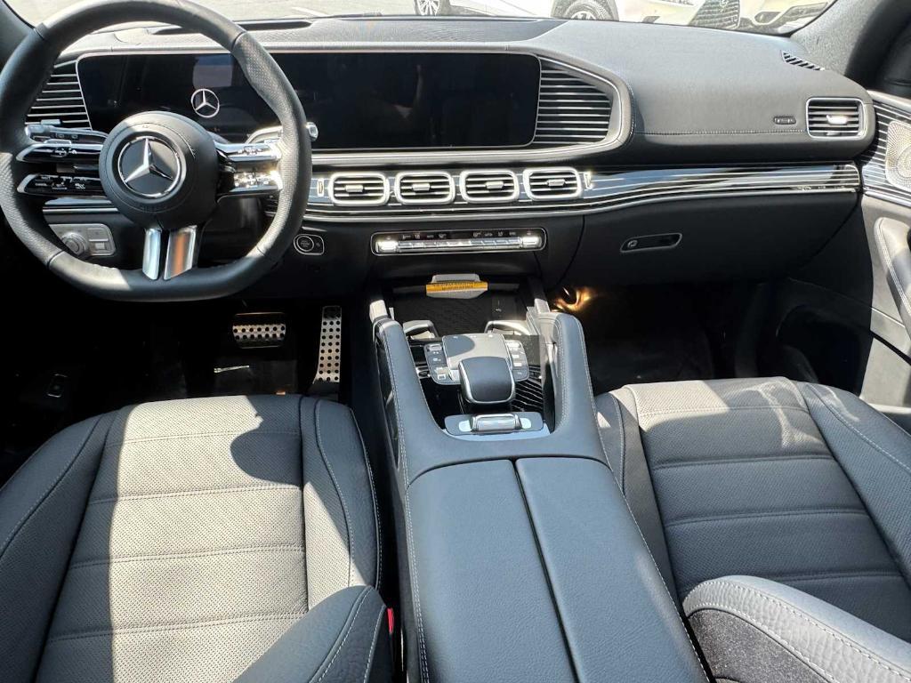 new 2025 Mercedes-Benz GLS 450 car, priced at $104,800
