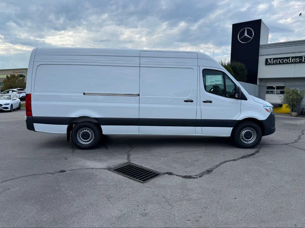 new 2025 Mercedes-Benz Sprinter 2500 car, priced at $61,002