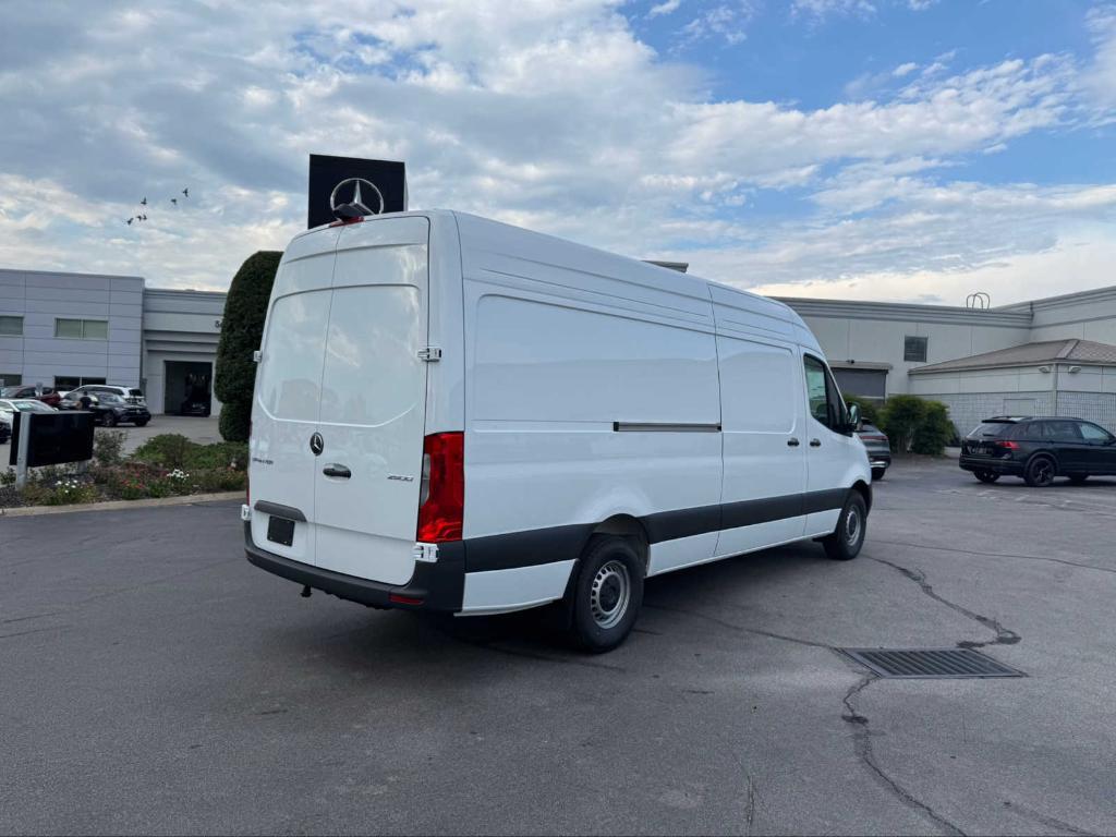 new 2025 Mercedes-Benz Sprinter 2500 car, priced at $61,002