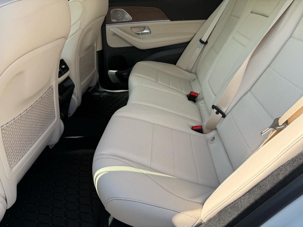 new 2026 Mercedes-Benz GLE 450 car, priced at $81,195