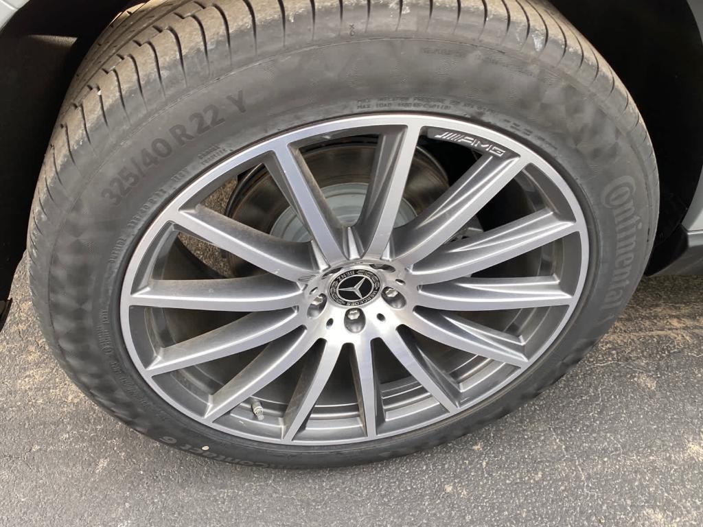 new 2025 Mercedes-Benz GLS 580 car, priced at $124,660