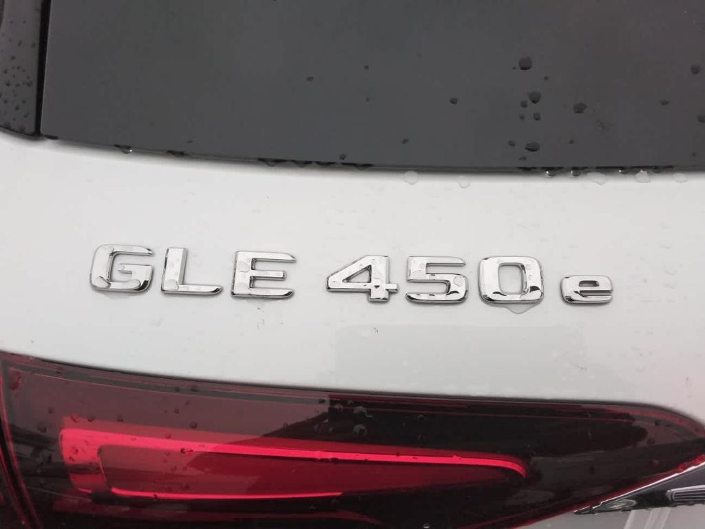 new 2025 Mercedes-Benz GLE 450e car, priced at $87,345