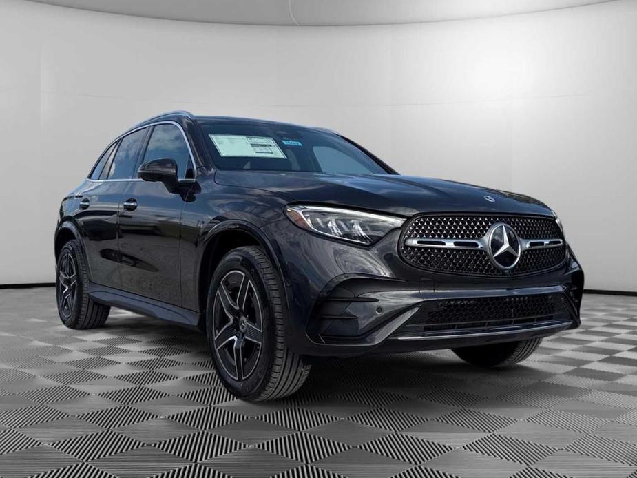 new 2025 Mercedes-Benz GLC 300 car, priced at $60,585